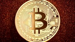 分析：比特币高点受阻稳 