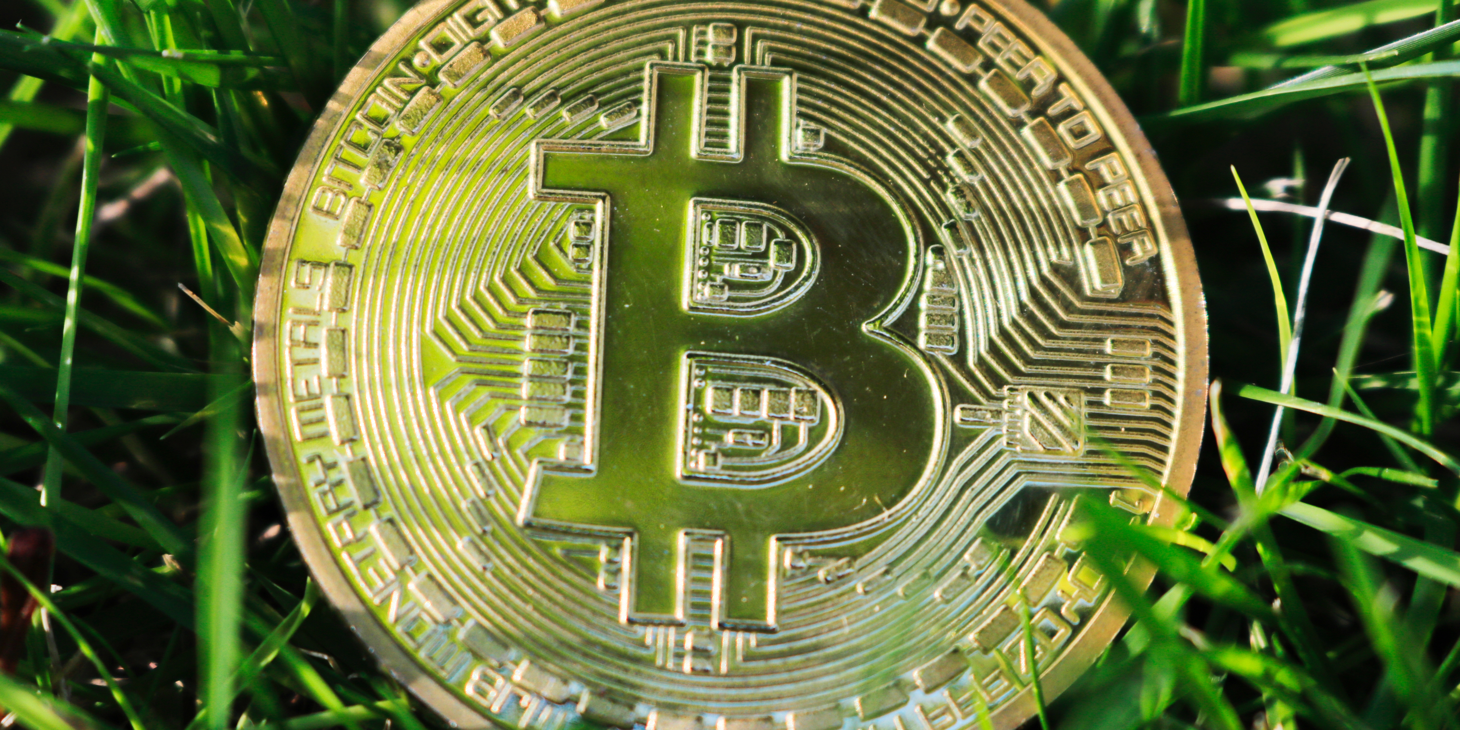 比特币再创新高 34亿元资金爆仓